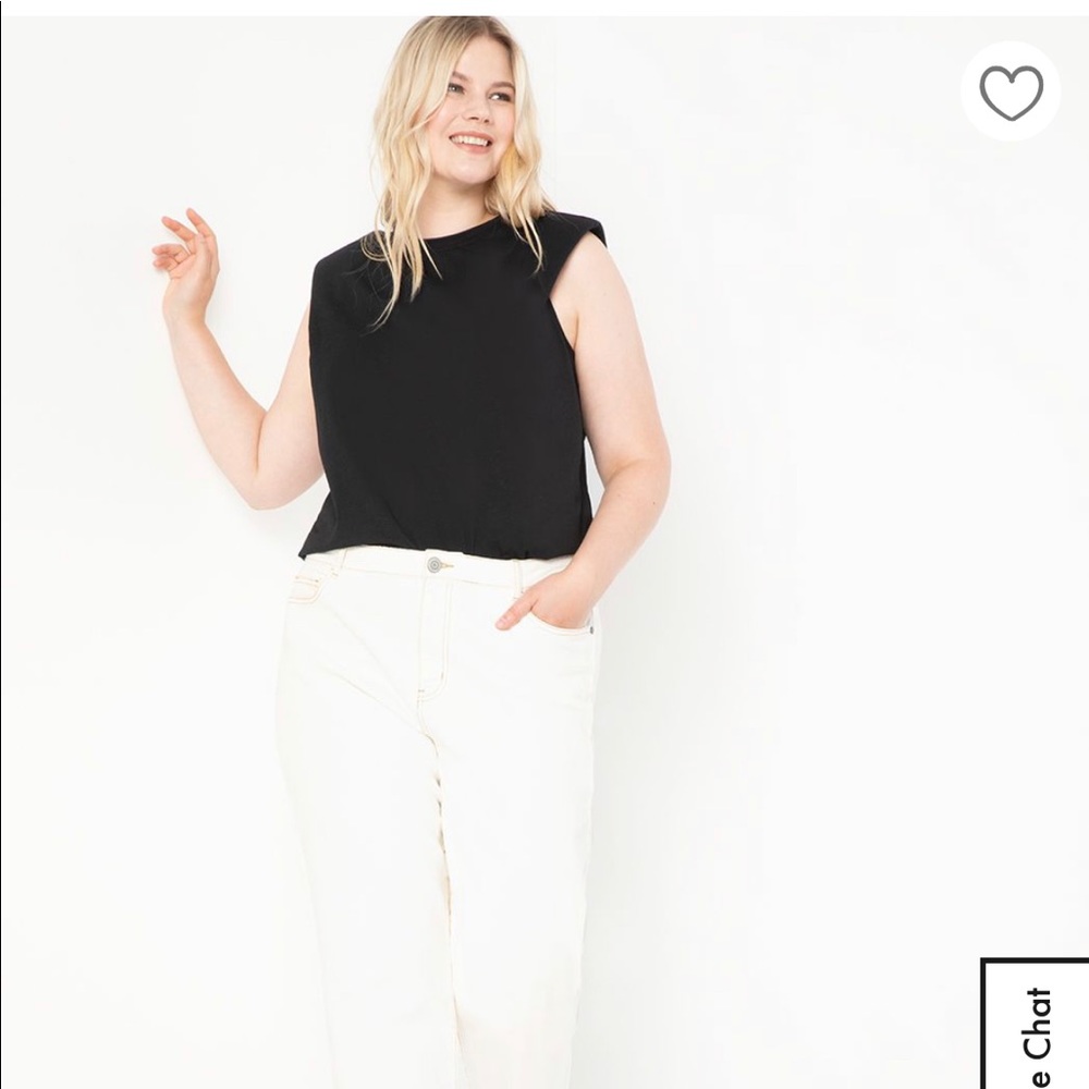 Drama shoulder tee
